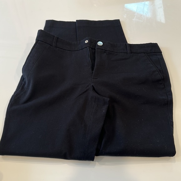 Women’s Tommy Hilfiger pants - Picture 2 of 3